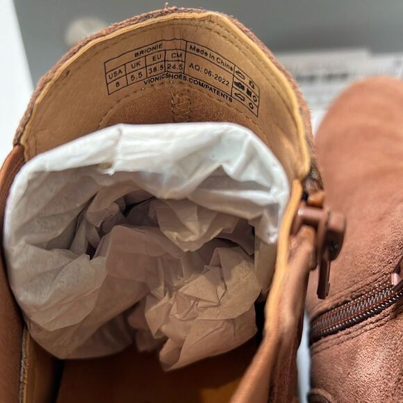 VIONIC BRIONIE CHELSEA BOOT WOMEN'S - Picture 6 of 8